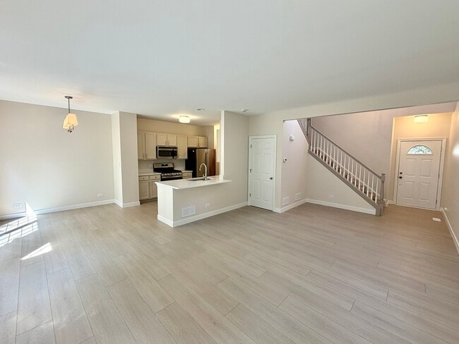 Photo - 25 Melrose Ct