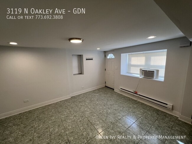 Photo - 3119 N Oakley Ave Unit GDN