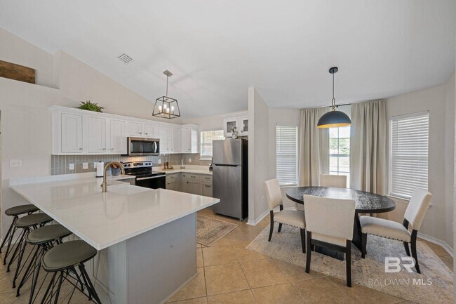 Photo - 17062 Magellan Blvd