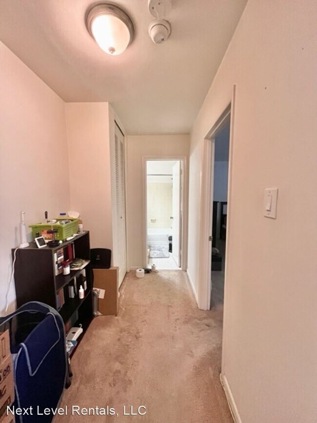 Photo - 1 br, 1 bath House - 10618 Kenilworth Ave ...