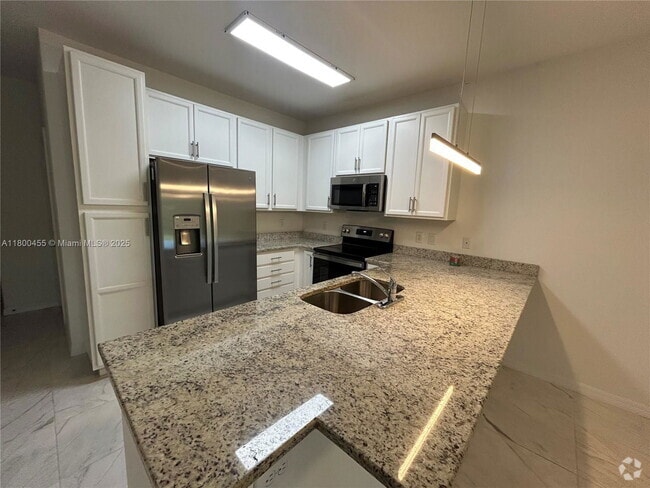 Building Photo - 4756 SW 63rd Ave Rental