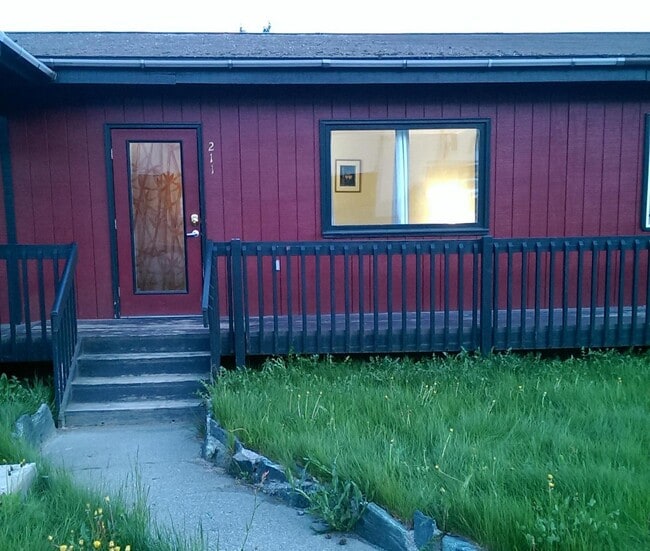 Building Photo - HAINES AK WILLARD ST APARTMENTS Unit 211