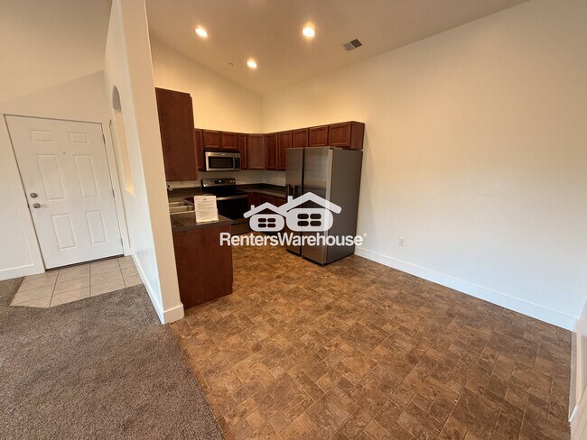 Photo - 147 W Spring Hill Way