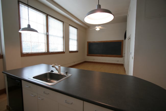 Photo - 100 Broadway Blvd NE Unit 102