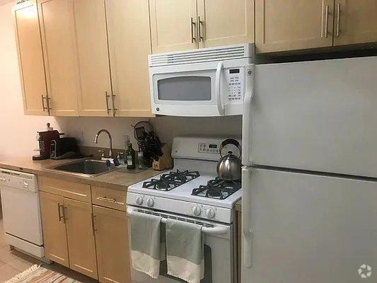 Building Photo - 1 bedroom in New York NY 10032 Unit 2A Rental