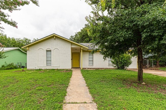 Photo - 5905 Cedardale Dr
