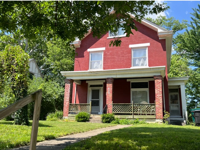 Building Photo - 463 Purcell Ave Unit 3