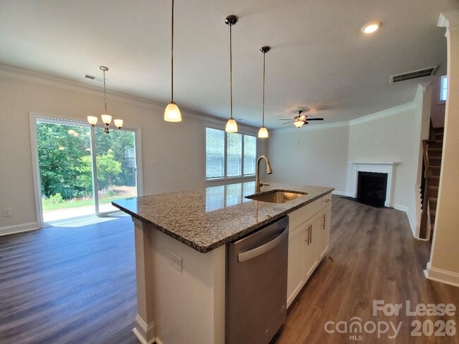 Photo - 3013 Lydney Cir