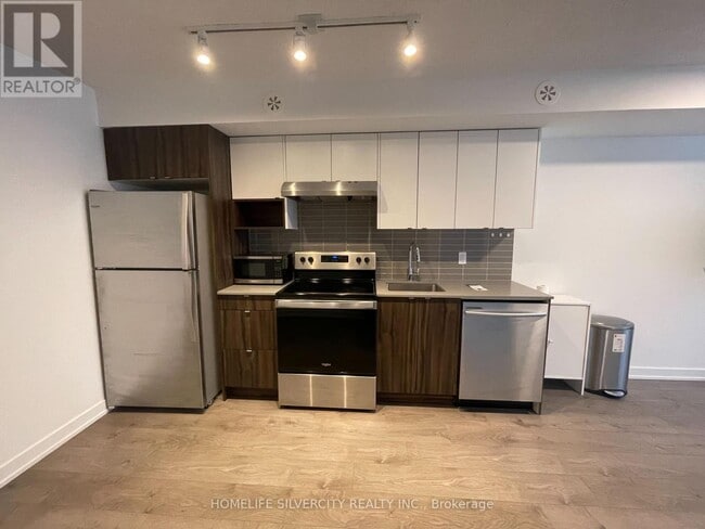 Photo - 1141 Cooke Blvd.