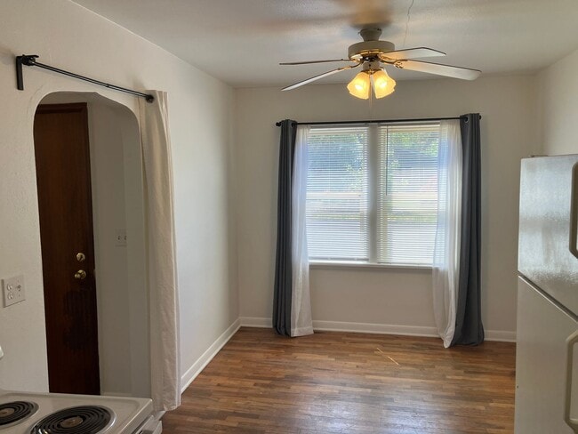 Photo - Cozy Two Bedroom Home in West Salem