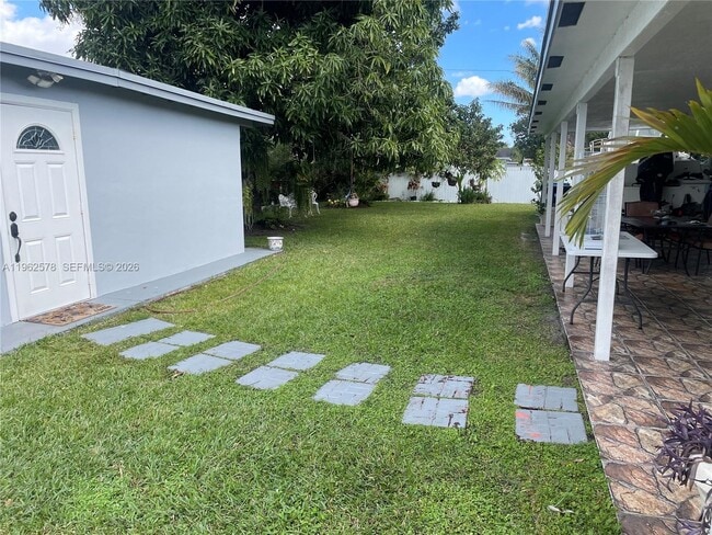 Photo - 4851 NW 192nd St Unidad 1