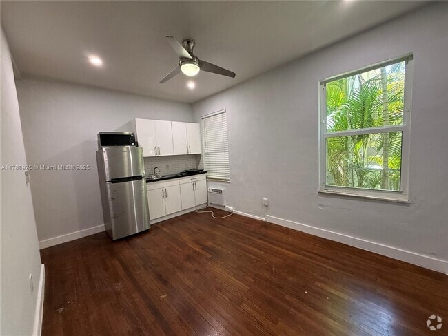 Building Photo - 315 W 28th St Unit 10 Rental