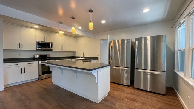 Photo - Large 6- Bedroom, 3-Bathroom home in San Luis Obispo