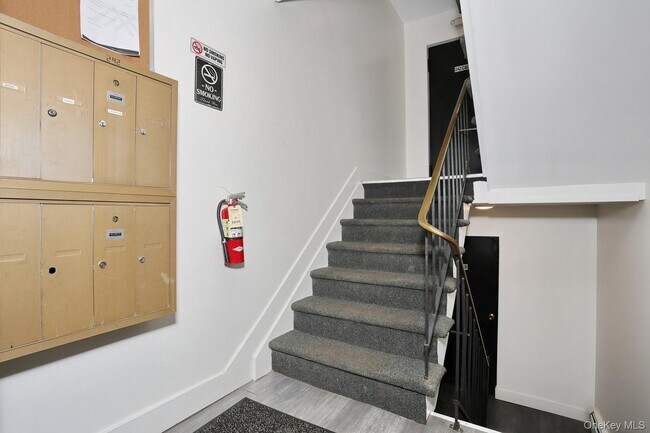 242 Kearsing Pkwy Unit F