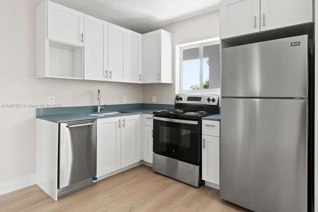Photo - 1101 NE 80th St Unidad 208