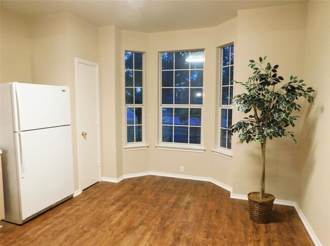 Building Photo - 165 Michaelis Rd Rental