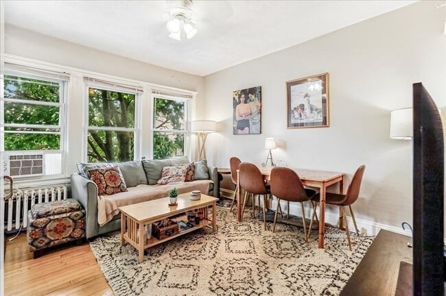 Building Photo - 1619 Massachusetts Ave Unit PH37 Rental