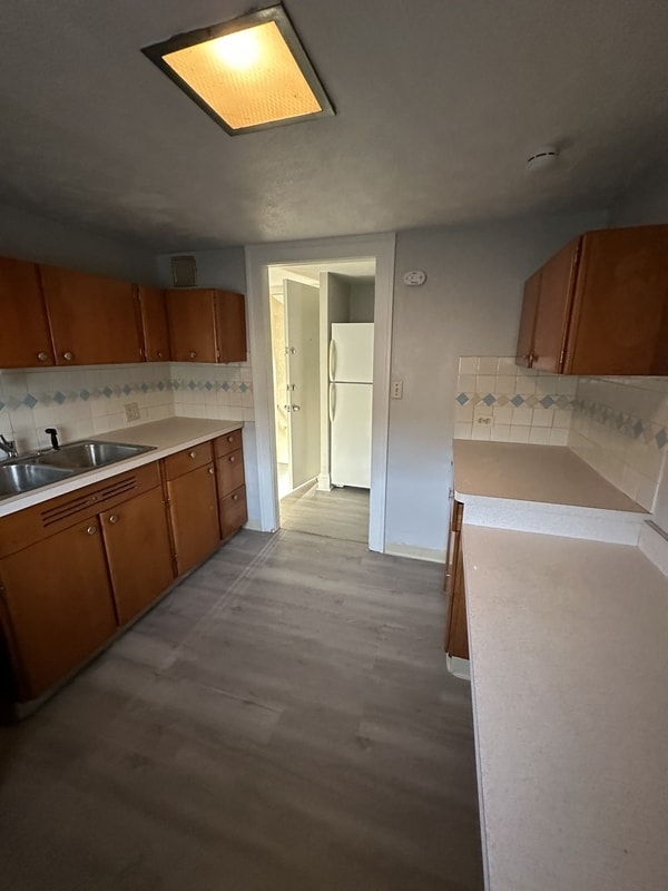 Photo - 14724 Clifton Blvd