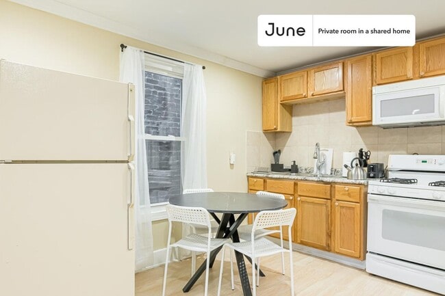 Photo - Room in Shared 3 bed/1 bath home Unit A