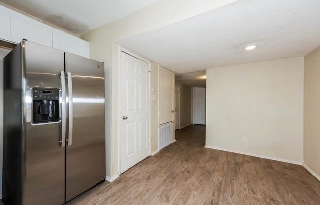656 Priscilla Ln