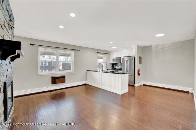 Photo - 289 Main St Unit 8K