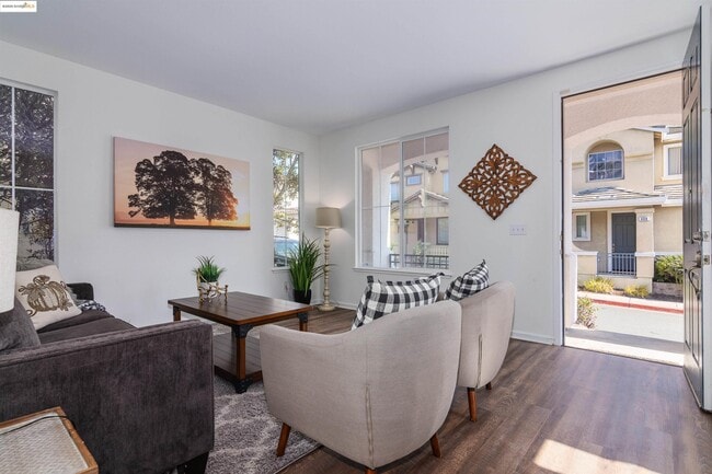 Photo - 411 Canyon Ct