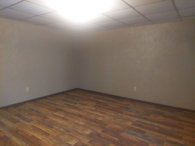 Photo - 103 Martin Dr