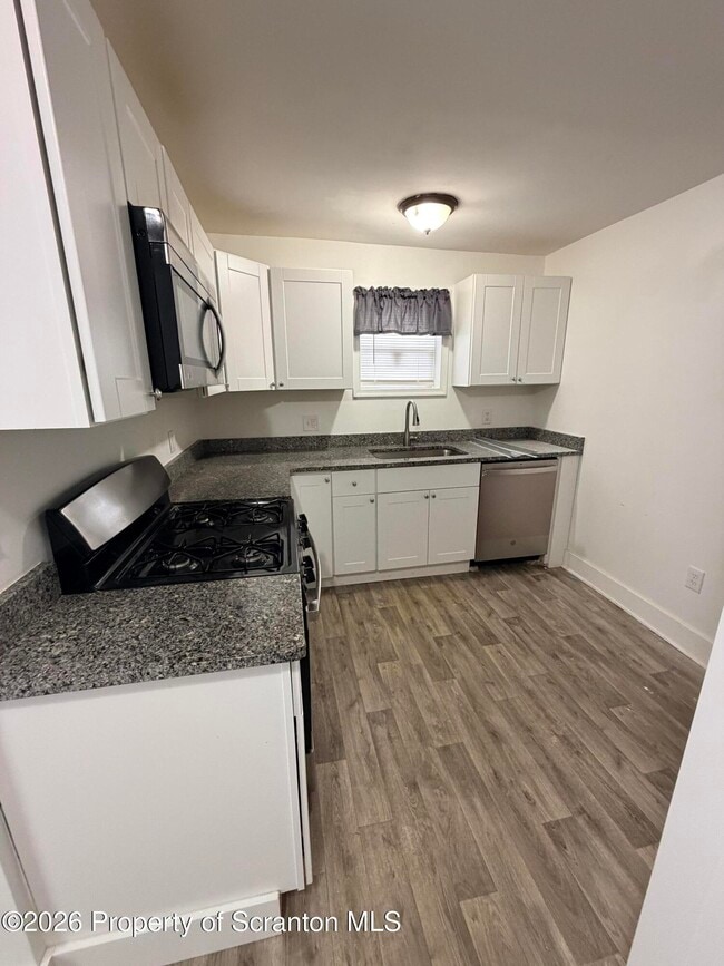 Photo - 317 10th Ave