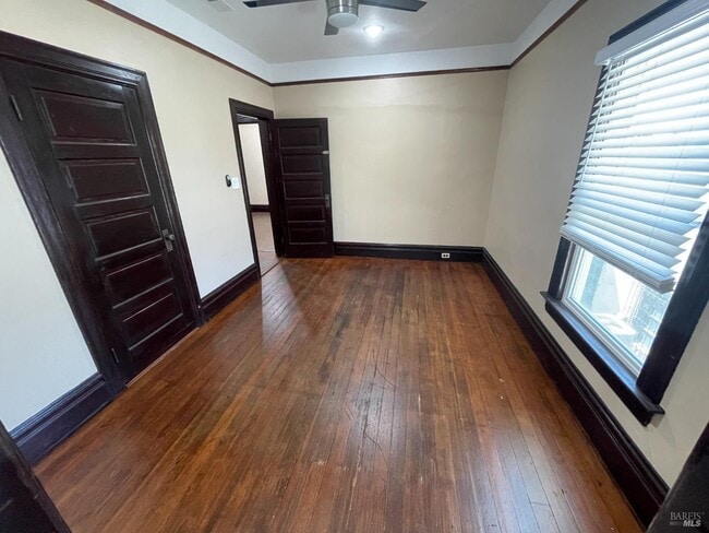 Photo - 1920 Sonoma Blvd