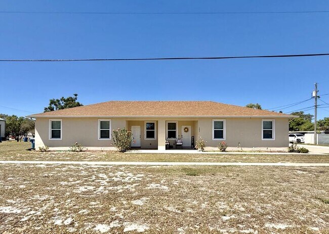 Photo - 2 W Orange St