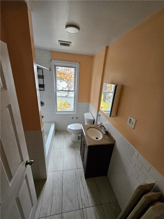 Photo - 40-40 Atlantic Ave