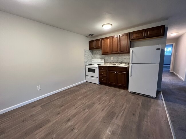Eat in kitchen - West Chester Apartments