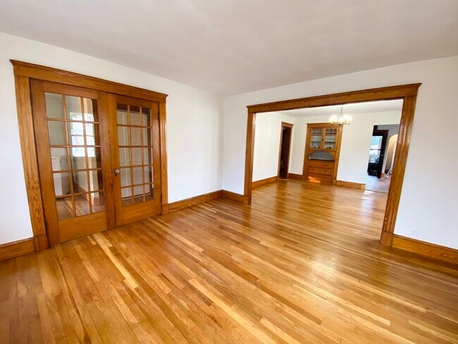 Photo - 37 Walnut Ave Unit 1