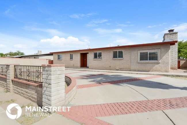 Photo - 1808 W Riverview St Casa