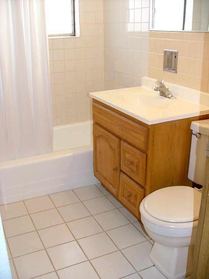 Photo - 7406 Randolph St.