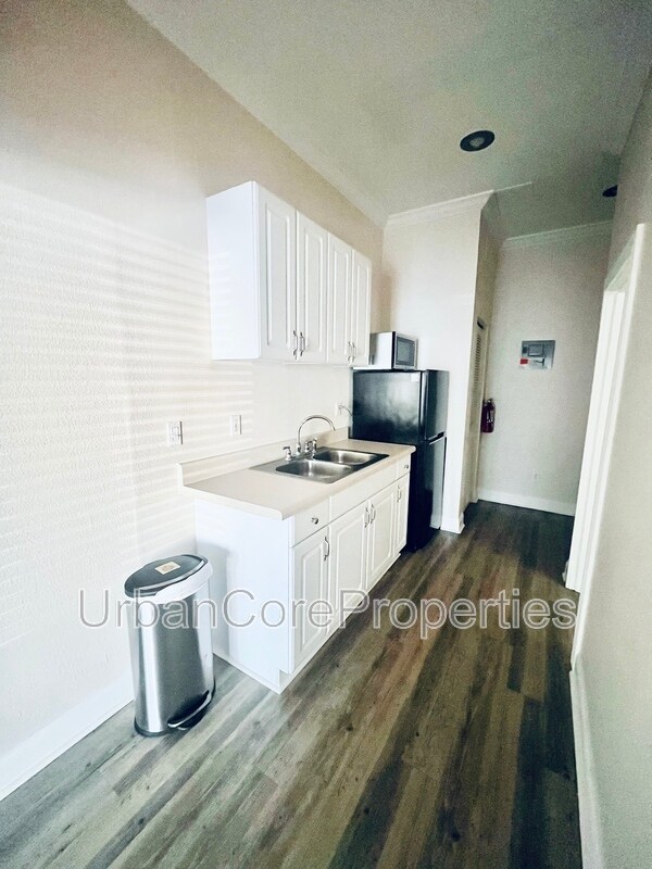 Photo - 236 4th St N