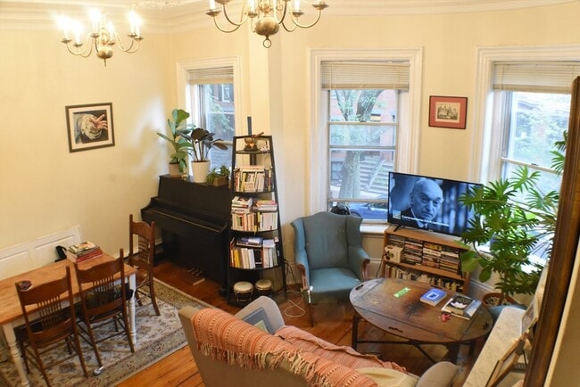 Photo - 12 E Springfield St Unit 2