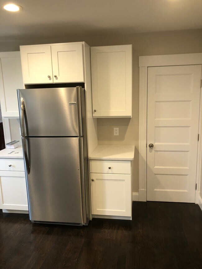 Photo - 158 Holland St Unit 1