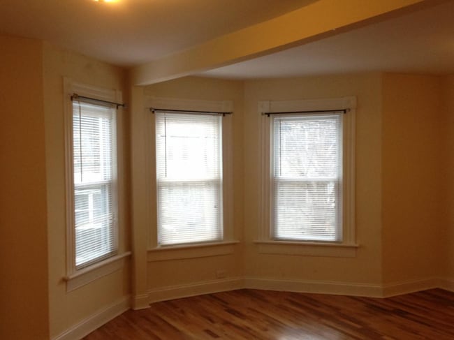 Building Photo - 16 Jetland Pl Rental