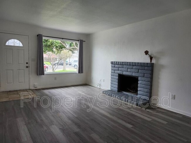 Photo - 1942 Hickock Ct