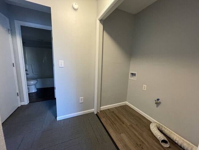 Photo - 350 Stone Creek Dr Unidad A