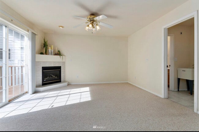 Photo - 4035 Glengary Rd