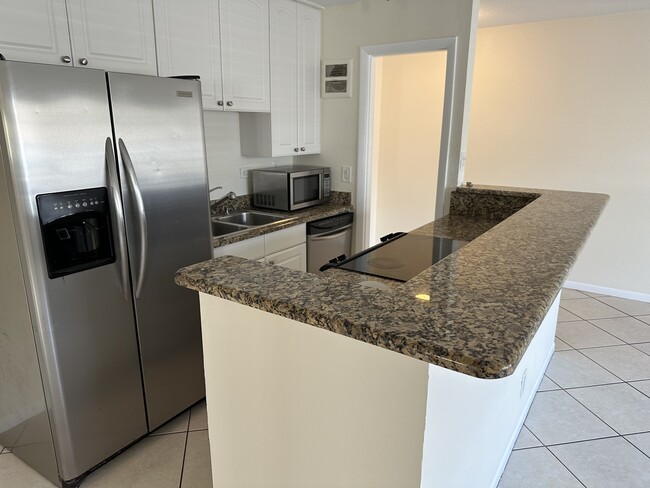 Building Photo - 203 4th Ave S Unit 211 Rental