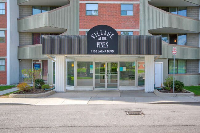 Photo - LOVELY TWO BEDROOM CONDO APARTMENT BY WHITE OAKS MALL Unit 202