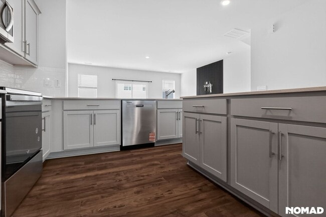 Photo - 815 Washington St