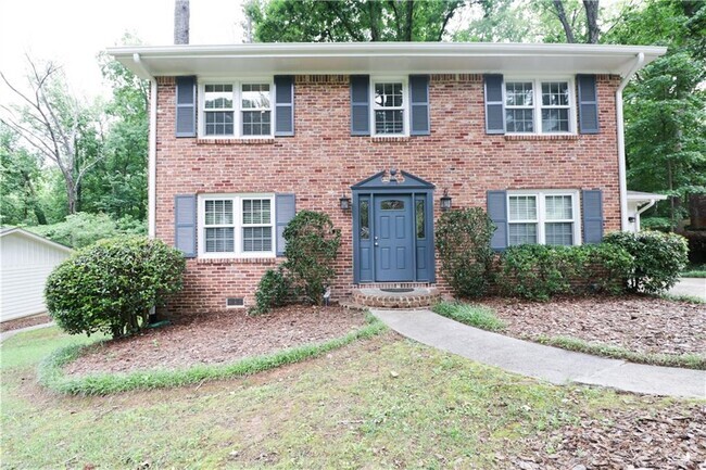 Building Photo - 1721 Clairmont Way NE Rental