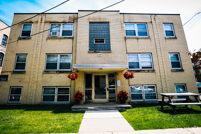 Building Photo - 318 SE 8th Ave Unit 3 Rental