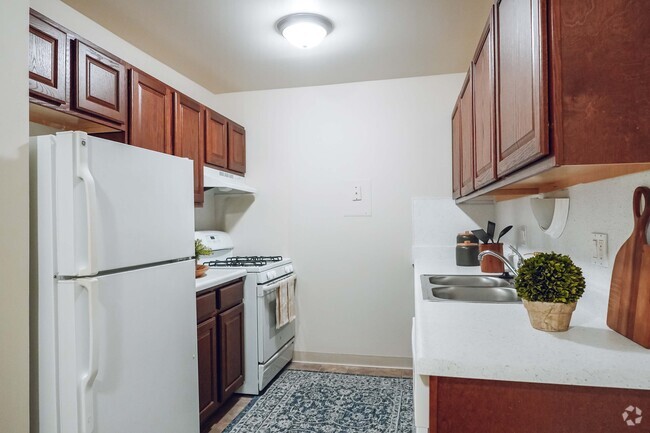 Kitchen - Traver Crossing Rental