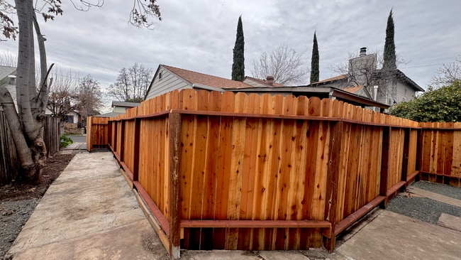 Photo - 203 W Madill St