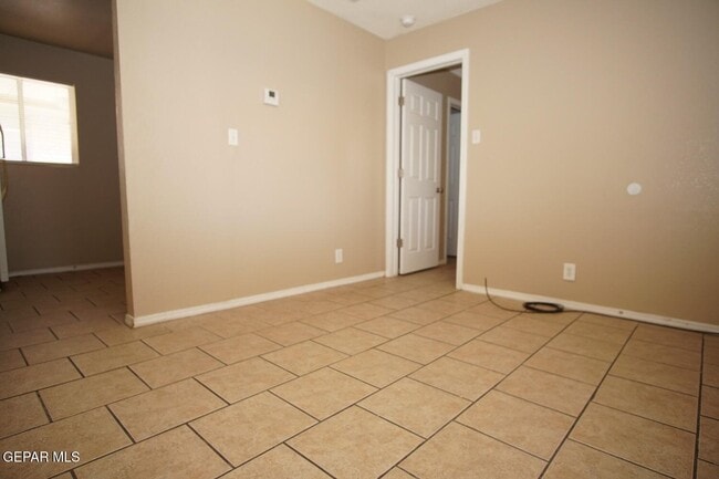 Photo - 8608 Lawson St Unit 6